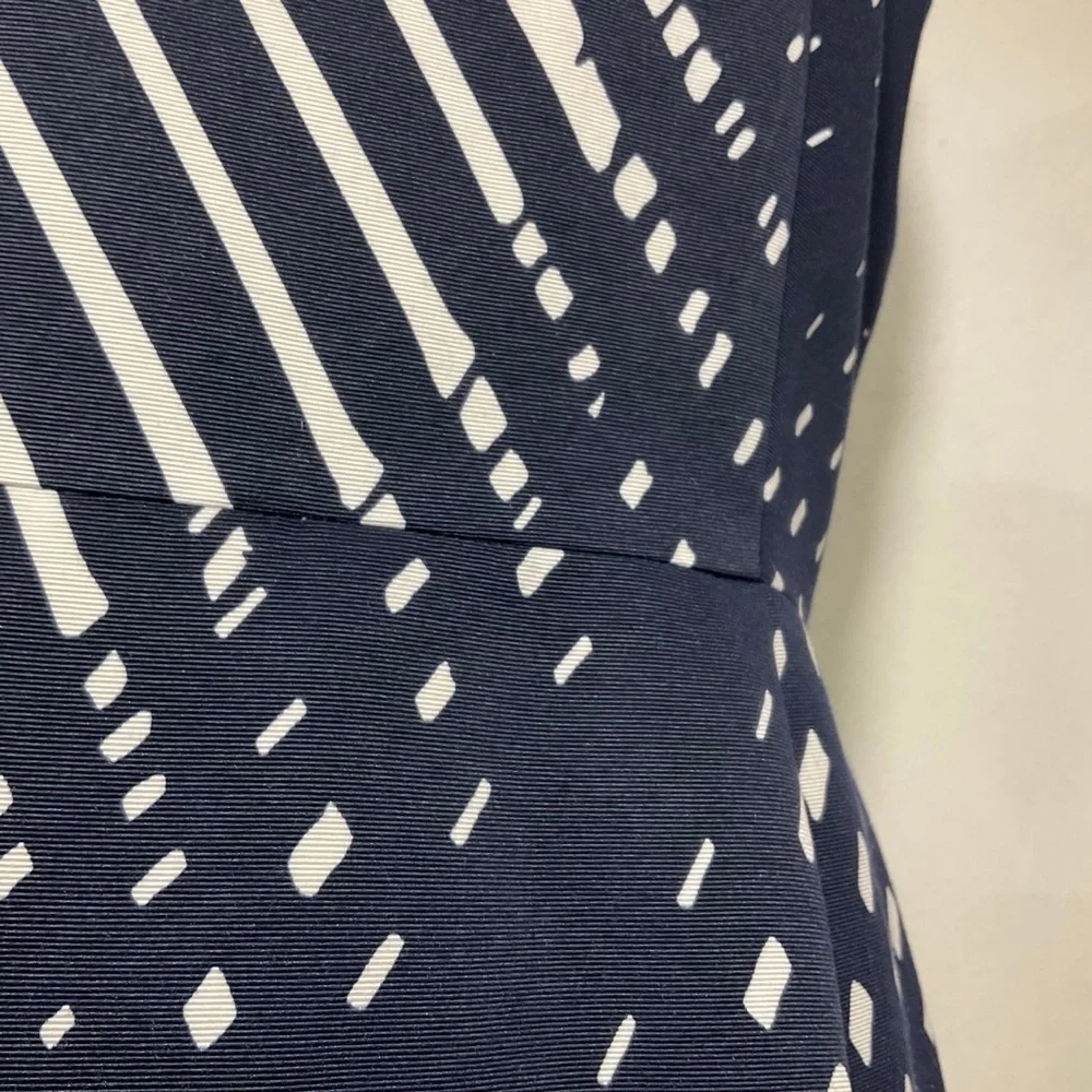 Chetta B Sunhee Navy Shift Nautical Career Satin Lined V-back Dress Size 4 - Picture 3 of 8